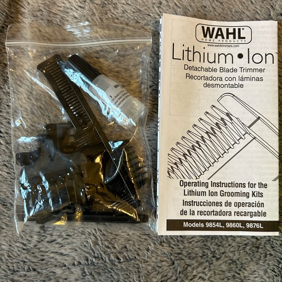 WAHL 17 Piece Trimming/Shaving Kit - Picture 11 of 16